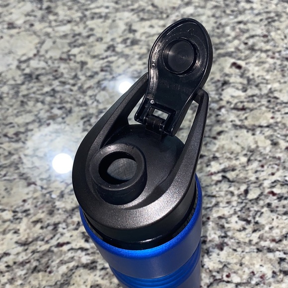 university of connecticut package - Picture 8 of 9